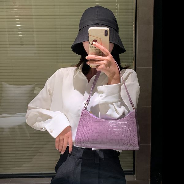 

Women Handbag Retro Alligator Subaxillary Bag Vintage Small Triangle Square Bags Leather Retro Shoulder Bag Solid Color Tote.#kjh, Blue;pink