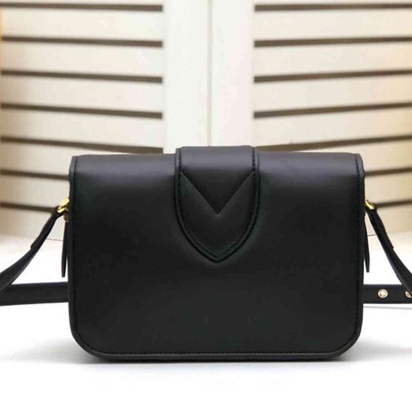 

2021 hasp womens handbag black 25cm flip purse shoulder bags real leather fashion bag plain letter handbags