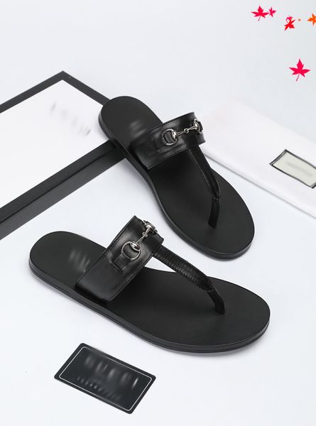 

2021 slipper designer slide summer sandals fashion men beach indoor flat flip flops leather luxurys shoes mens slippers with box size 39-45, Black
