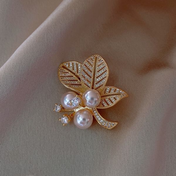 

bun flower personality brooches pins forest femininity suit anti light pearlatmosphere korean fashion flower pearl personality forest brooc, Gray