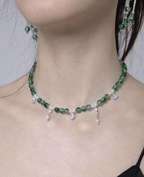 

chokers personalized cold style green jade natural stone pearl zircon stitching necklace punk fashionable clavicle chain female, Golden;silver