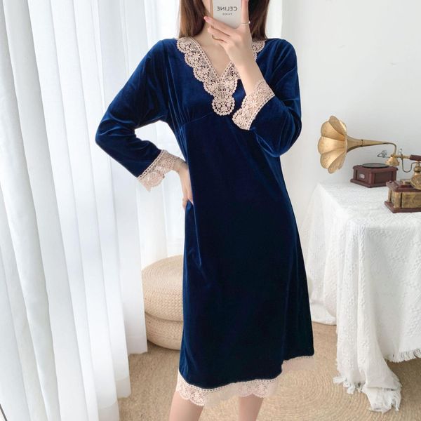 

long sleeve lace palace women sleepwear v neck style knee velvet nightgowns slik sleepshirts sleep wear vintage, Black;red