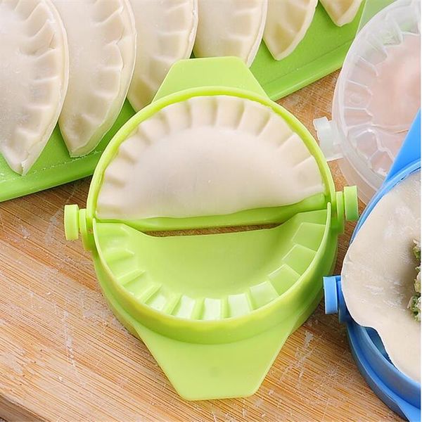 

1pcs novelty stylish vintage handmade dumplings modelling tool bakeware pie accessories random color baking & pastry tools