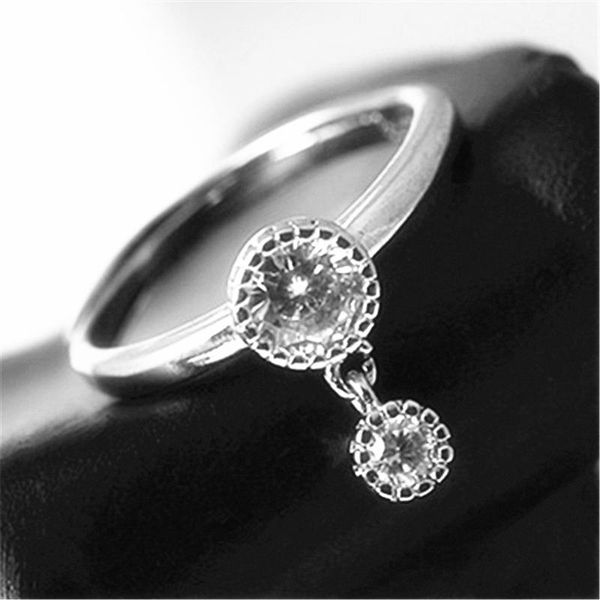 

cluster rings fashionable silver color female ring temperament smart inlaid zircon hand jewelry, Golden;silver