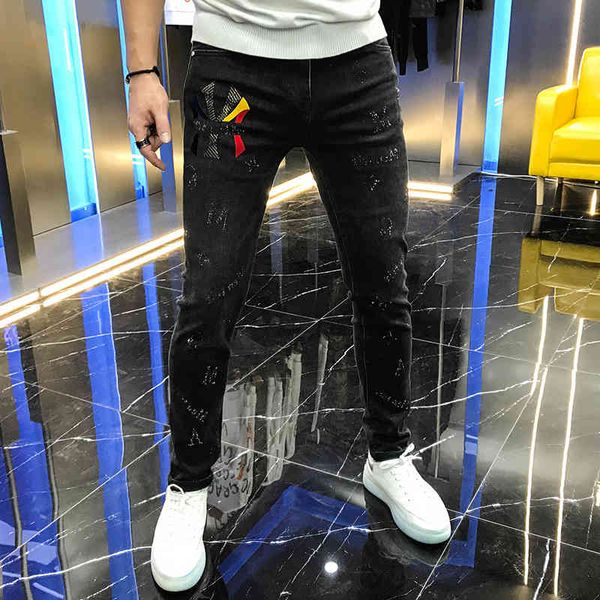 

jean men's brem autumn and winter trend youth broca de embroidered red three-dimensional cut small leg pants, Blue