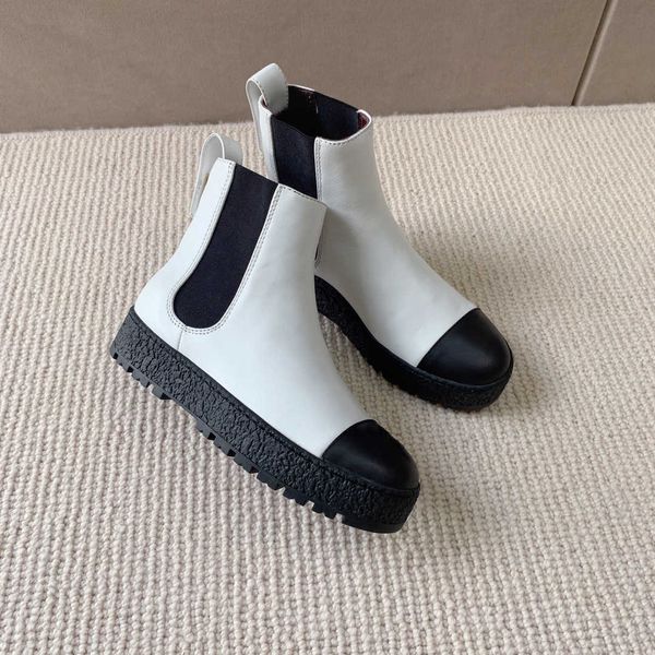 

luxury design boots female sandals slippers for woman 2021 outdoor designer shoes sandales sport sneakers, Black