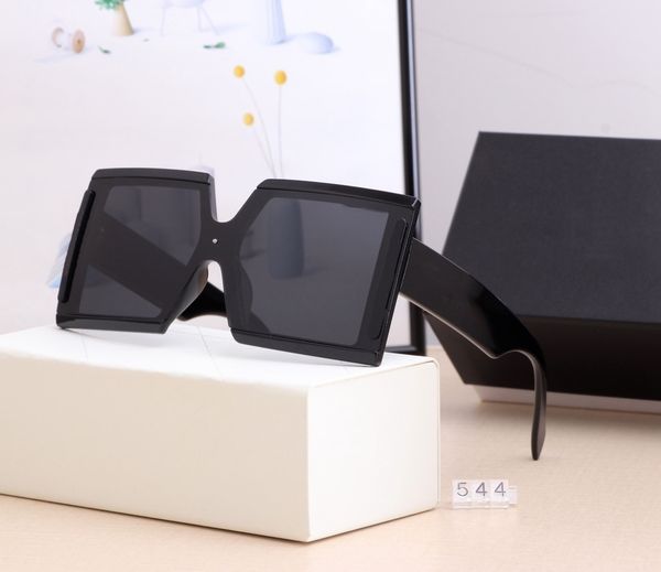 

2021 new fashion designer sunglasses brand polarized lens sun glasses eyewear for women eyeglasses metal frame 544, White;black