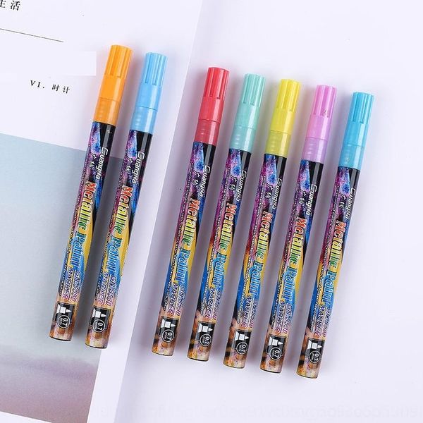 

mGMD guangna s530 metallic marker marker color water water painting black card painting pens 18 color graffiti pen, Black;red