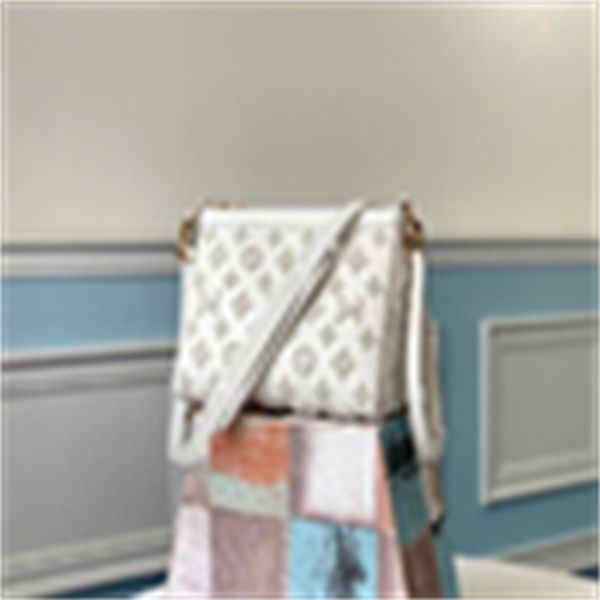 

bags brand r luxury bags r60c m54330 shoulder lightweight cross white triangle handles bag women totes handbags body iconic bag clutches, Red;black