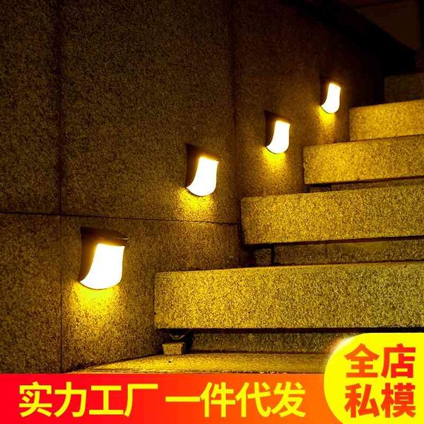 

new outdoor courtyard fence home garden decoration waterproof solar lamp