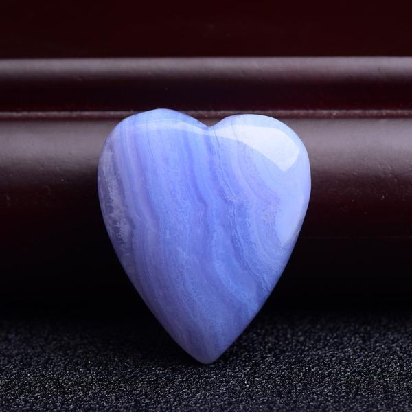 

heart-shaped polished natural crystal blue lace agate stone rocks quartz healing home decoration gifts crafts decorative objects & figurines