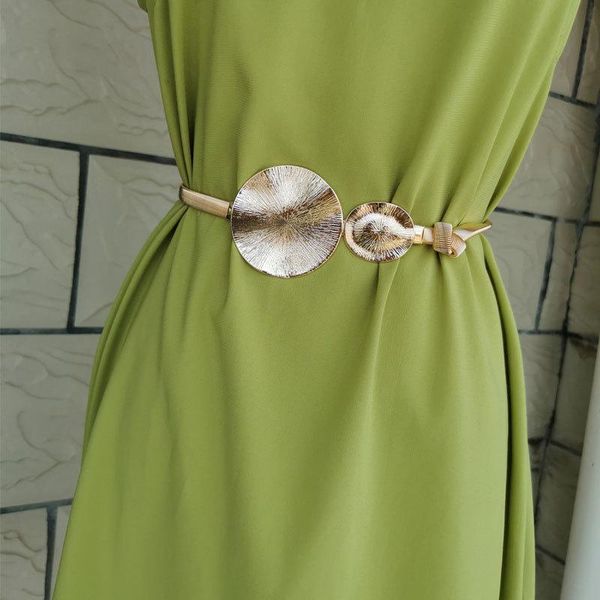 

belts 2021 simple gold metal belt with small suit female ring decoration skirt exaggerated waist chain, Black;brown
