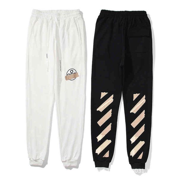 

white style stripe plastic off arrstyle printed pants, Black