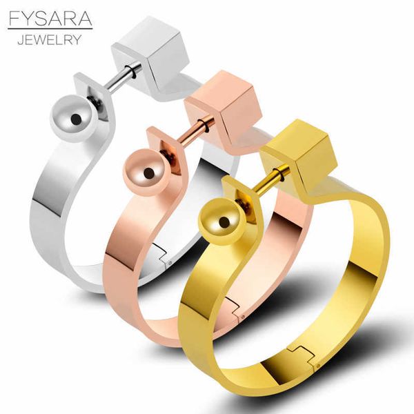 Новая нержавеющая сталь Shackle Virt Lover Bangle Gold Мужчины Ювелирные Изделия Pulseiras Серебряный цвет Оригинальный дизайн Панк рок большая круглая манжета Q0717