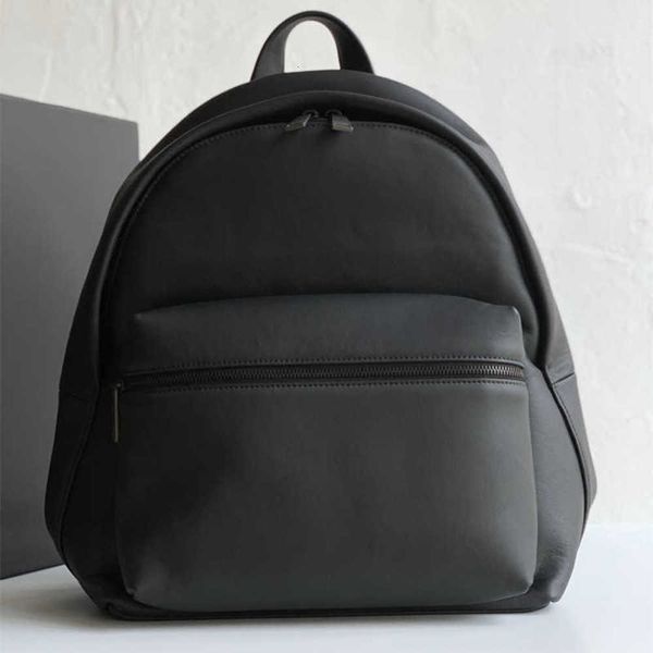 

7a+designers calfskin backpacks simple, smart and handsome soft 70071 genuine leather fashion bags lightweight and practical cotton lining i