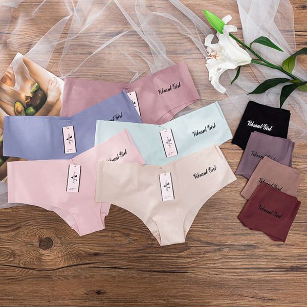 

ice silk traceless underwear women's wavy edge breathable low waist briefs, Black;white