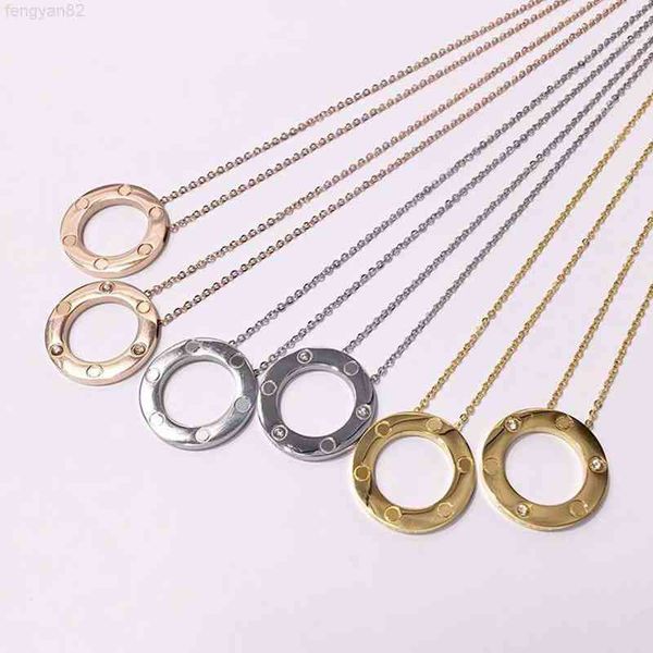 Colar de joias pingente feminino clássico em forma de círculo titânio moda aurum prata rosa ouro tendência casal versátil com caixa