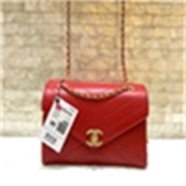 

summer new product chain envelope bag v pattern flip bag a57431 red women handbags iconic bags handles shoulder bags