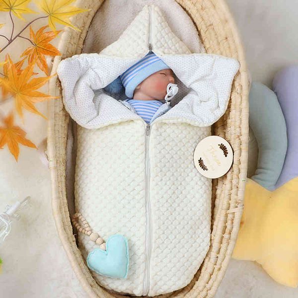 

autumn winter infant baby boy girl thicken envelope type zipper sleeping bag clothes born hold blanket 210429, Blue