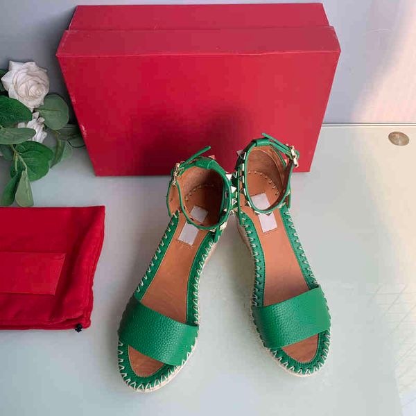 

slope classic fashion with sandals women factory wholesale price affordable roman shoes full package 35-41, Black