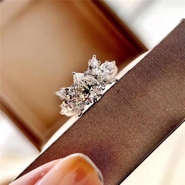 

wedding rings huitan ly designed modern bridal cubic zirconia fashion accessories for women luxury engagement jewelry, Slivery;golden