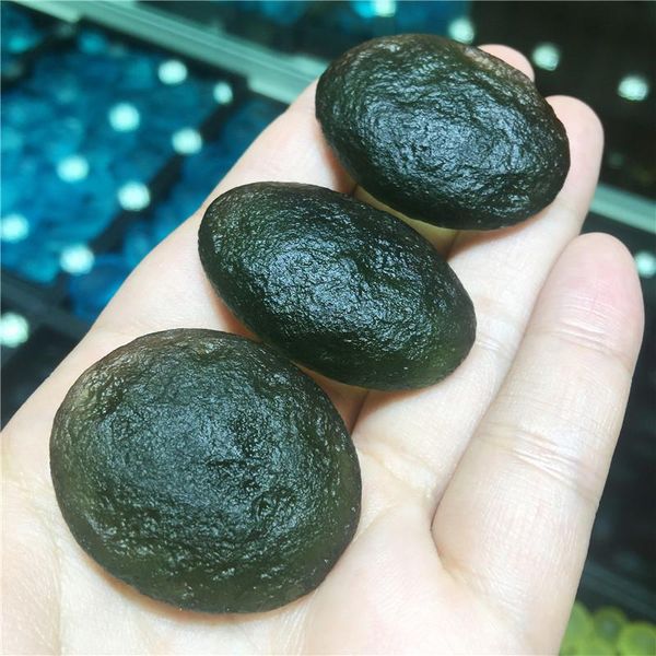 Oggetti decorativi Figurine 1 Pz Moldavite Meteorite Ceco Impatto di vetro perline di vetro ruvido energia di cristallo