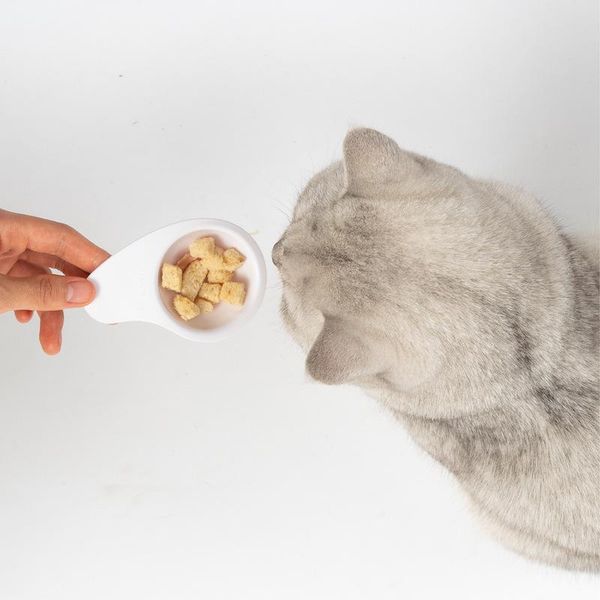 

cat bowls & feeders supplies pidan q spoon pet feeder shovel grain wet holding in hand to enhance feeling