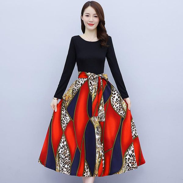 

casual dresses 2021 autumn retro printed round collar long sleeve dress collect waist women fashion print elegant party vestidos, Black;gray