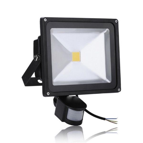 

outdoor wall lamps is white and warm cast light infrared human body induction led project-light lamp omni garden as the fill