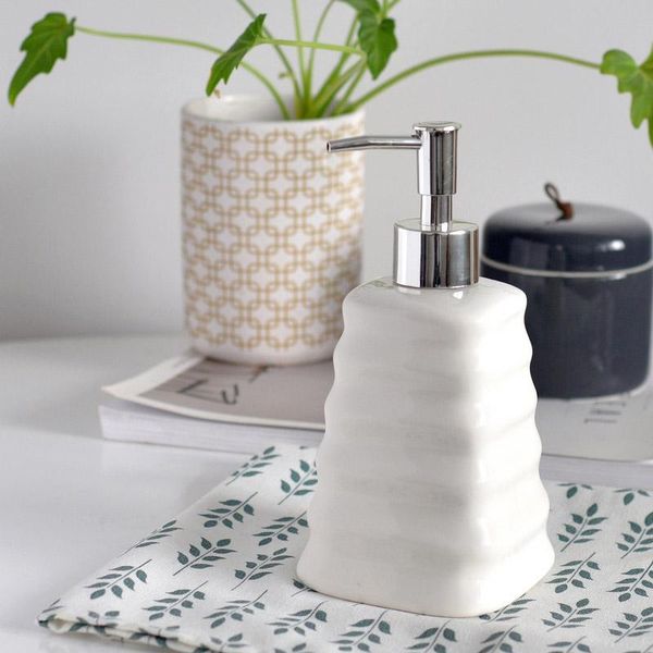 

liquid soap dispenser year 400ml cermic hand washing bottle body wish shampoo emulsion storage bathroom accessories