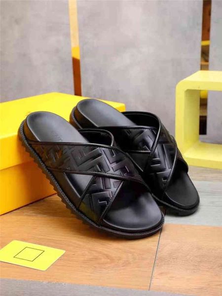 

men sandals 2021 summer leather flip flop f letter trawl red leisure beach slippers men shoes zlh, Black