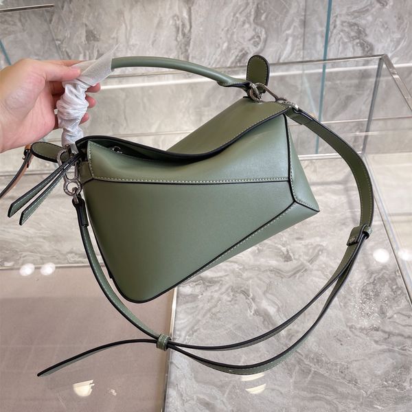 

four color fashion style leather ladies shoulder bags woven messenger temperament casual business check bag luxury handbag artwork chains ha