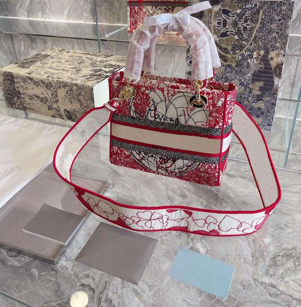 

2021 designer red shoulder bag fashion 24cm women with brand handbags luxury