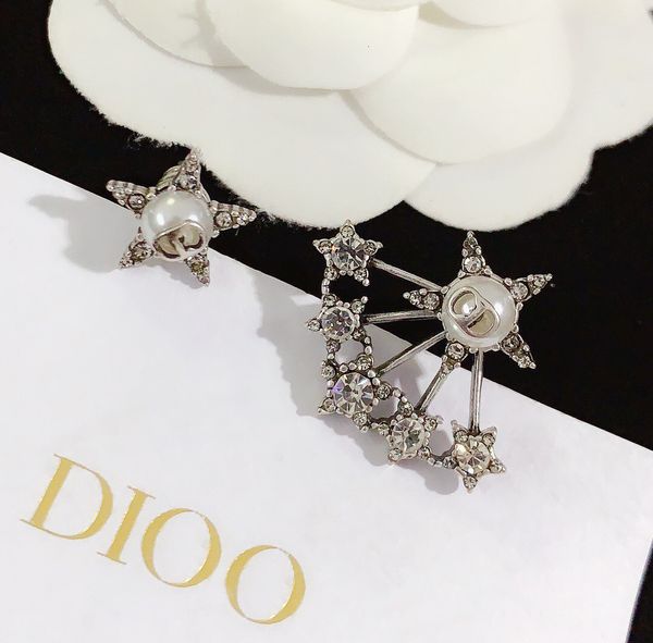 

d home / di 2021 new cd letter star earrings women's net red temperament brass asymmetric, Golden