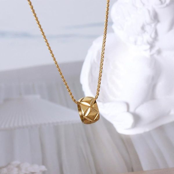 

pendant necklaces yaonuan trendy minimalist light luxury gold-plated necklace for women clavicle snake chain rhombus party fashion jewelry, Silver