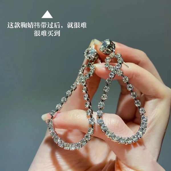 

fine jewelry online ju jingyi's same m-family trend su 8-shaped flash diamond pendant long exaggerated earrings and earrings 65% off st, Silver