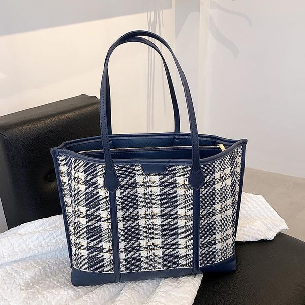 

evening bags ladies bag 2021 shoulder bucket plaid woolen large capacity tote