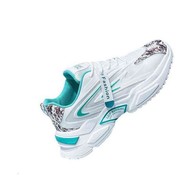 

men's sho 2021 summer breathable middle school students' versatile casual board sports small white heightening dad tide