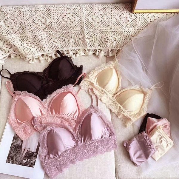 

bras sets glossy briefs wireless padded lace floral underwear ice silk wrapped chest 2 pcs, Red;black