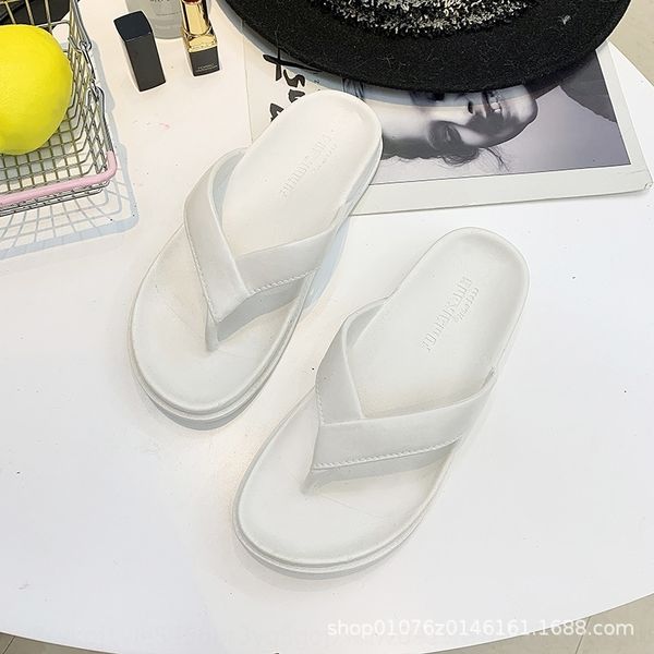 

t1pp 2020flat heel beach beach shoes slippers women's summer fashion pair flip-s flip-flopsslipper flop slippers men's