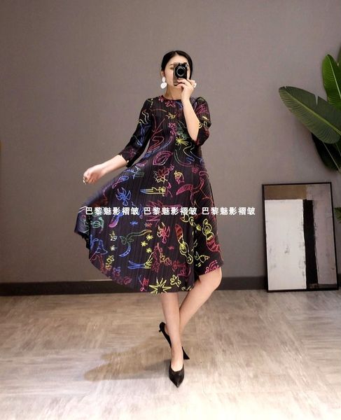 

dress miyake fashion o-neck three quarter print pleated a-line, Black;gray