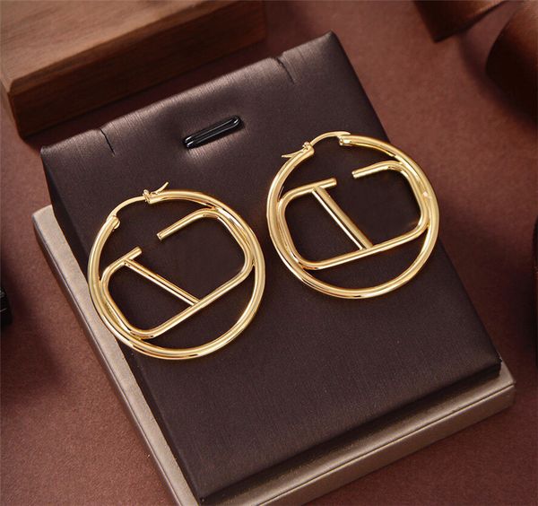 

luxury fashion earrings v brand classic letters womens designer earrings gold designer women jewerly ear rings219o, Golden
