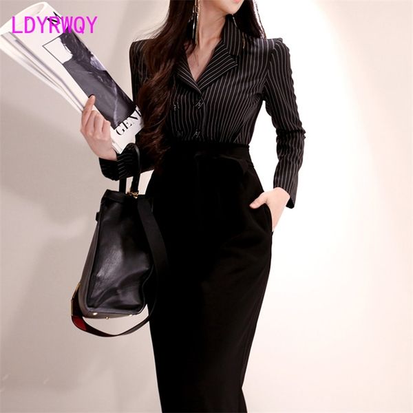 

autumn and winter korean temperament suit collar striped fight to receive waist strap wide leg jumpsuit 210416, White;black