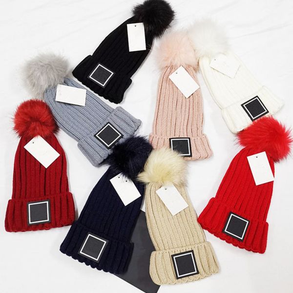 Женский дизайнер Beanie Hat Solid Color Ladies роскошные спортивные лыжные шляпы осень зима бренд шарики