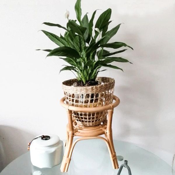 Natural Rattan Plant Stand Cremalheira Indoor Flor Potenciômetro Potenciômetro Garden Vine Trellis Prateleira Nordic Home Balcão Decoração Plantadores Potes