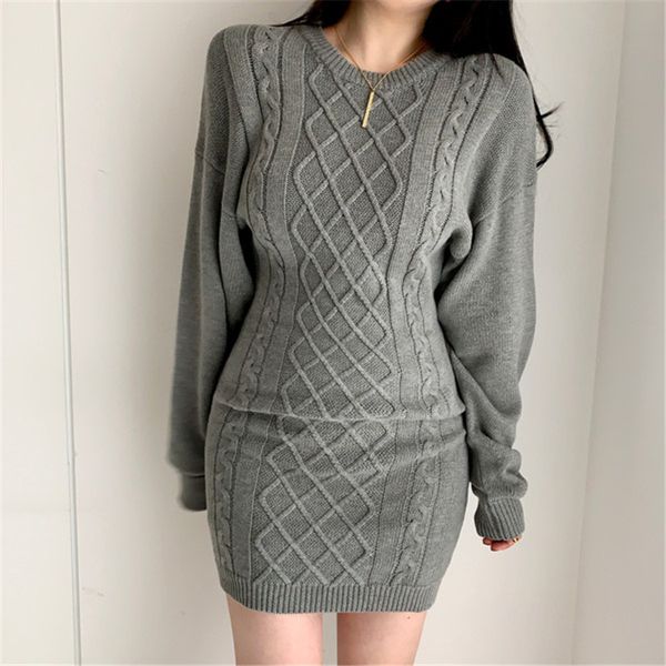 

mozuleva the torsion-neck women's nightgown full sleeve with no female back dressed in hip-sack winter dress, Black;gray