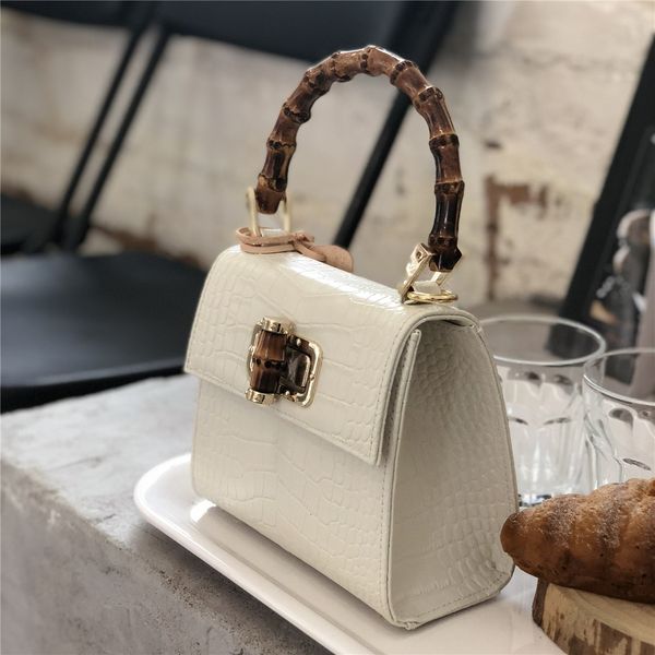 

spring summer bag women's net red messenger single shoulder foreign style hand leather 2021 women's bagklyq