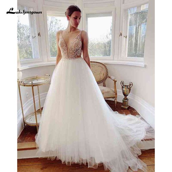 

2021 new elegant country vintage lace wedding v neckline straps pearls tulle sweep train princess a-line bridal es 7cj0, White