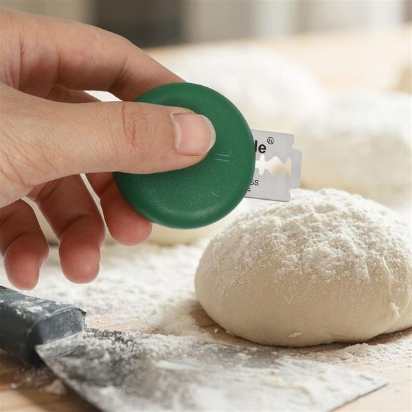 

baking & pastry tools 2pcs kitchen bread trimming cutters blades durable cake making handmade (green)