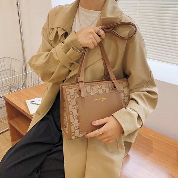 

design handbag 2021 new simple daily commuter printed texture women's bag small net red same style